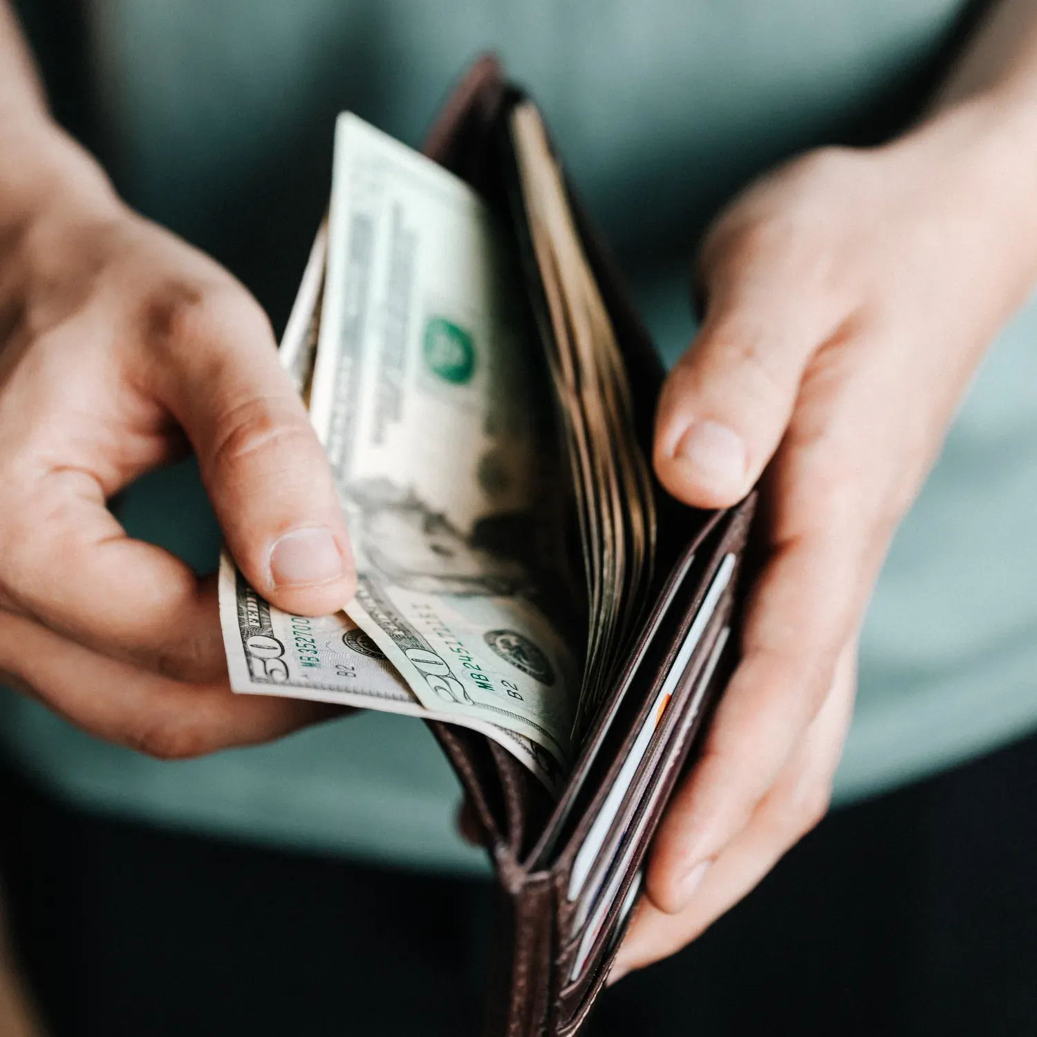 💵 Was gilt bei Airline- und Zollanmeldungen als „Bargeld“?